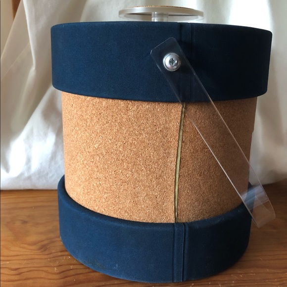 Vintage Morgan Designs Bucket Brigade - Picture 7 of 7